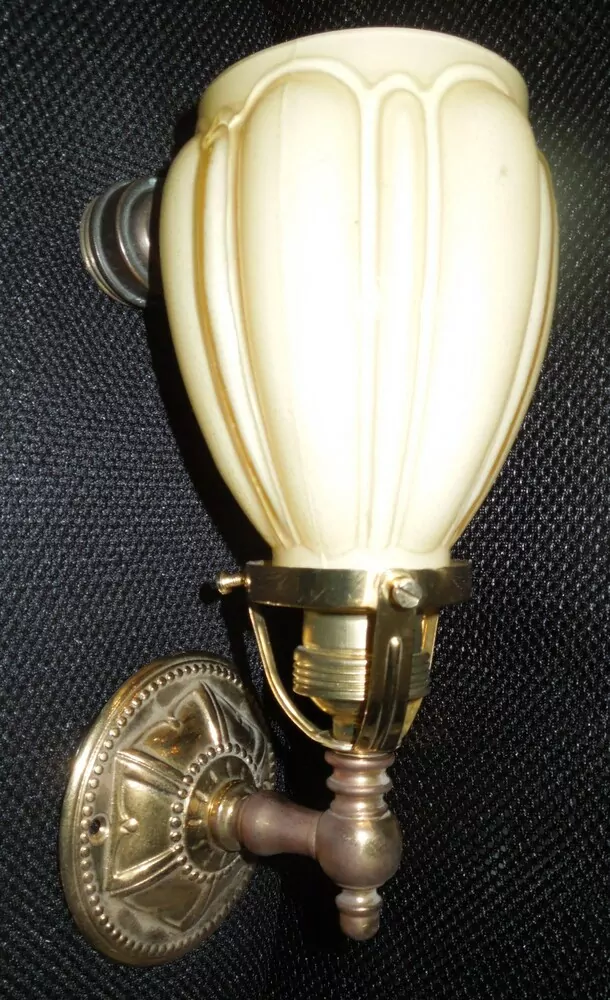 LAMPIČKA NA STĚNU 1 KS NÁSTĚNNÁ LAMPA ELEKTRICKÁ