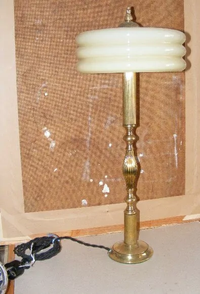 LAMPA STOLNÍ MOSAZNÁ ELEKTRICKÁ LAMPIČKA