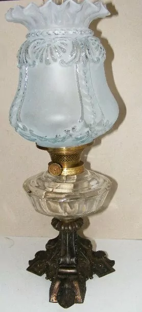 STAROŽITNÁ PETROLEJOVÁ LAMPA , PETROLEJKA
