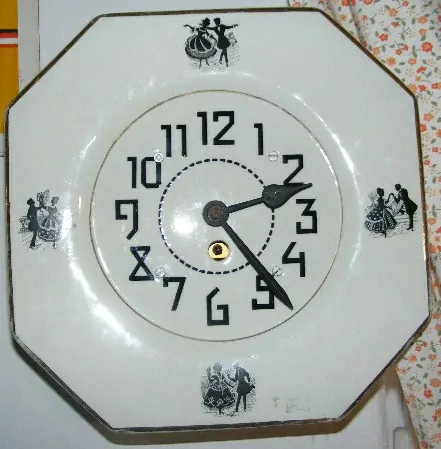 HODINY PORCELÁNOVÉ KUCHYŇSKÉ  PORCELÁNKY ROKOKO