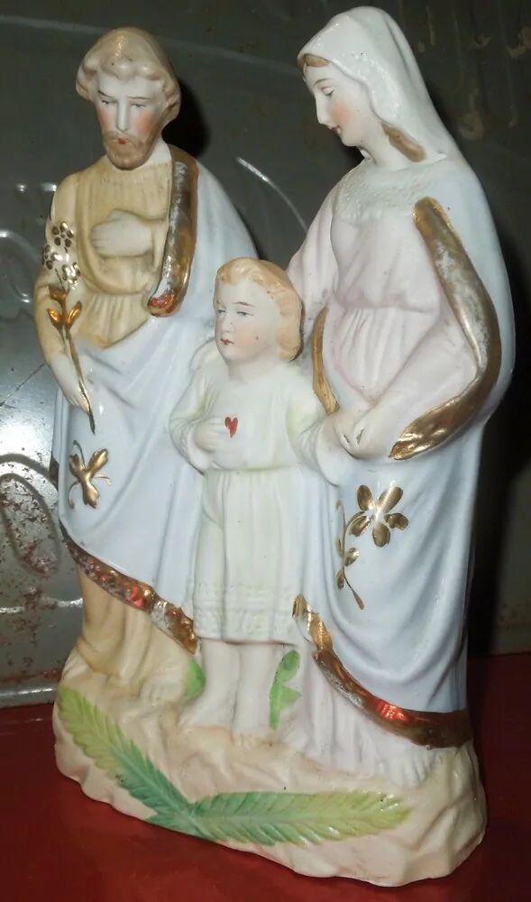 SOCHA SVATÁ RODINA 20 CM