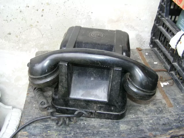 STAROŽITNÝ TELEFON PĚKNÁ DEKORACE 
