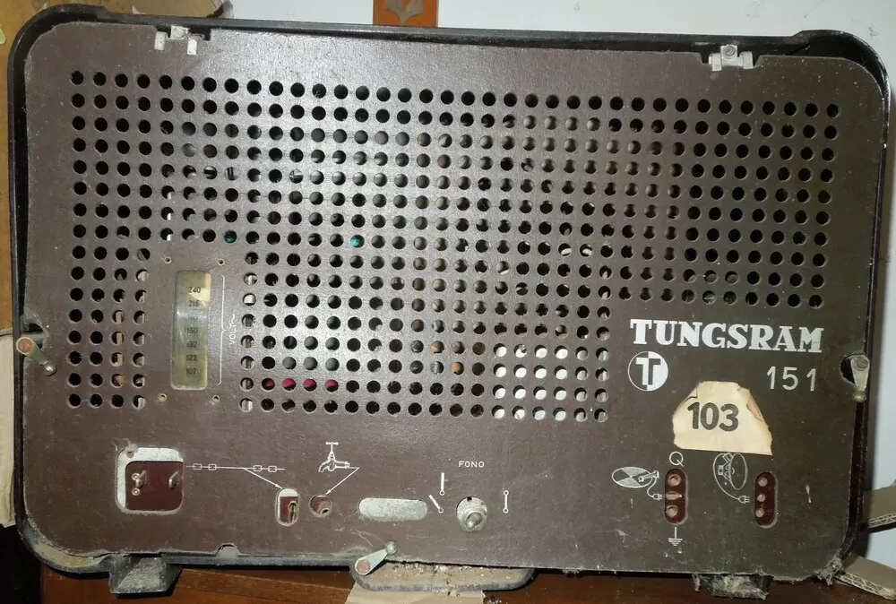 RÁDIO TUNGSRAM 151