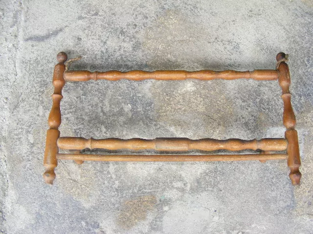 STAROŽITNÝ  VĚŠÁK