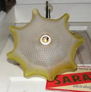 STAROŽITNÝ STAHOVACÍ LUSTR STÍNÍTKO STAHOVAČKA