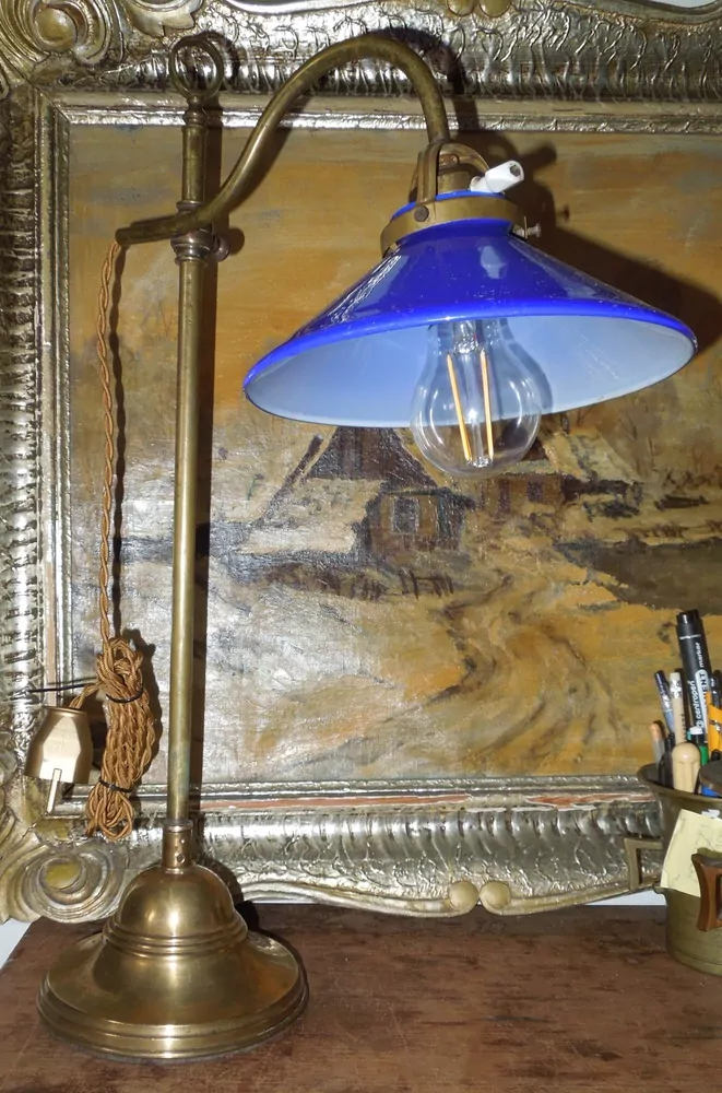 STAROŽITNÁ LAMPA ELEKTRICKÁ LAMPIČKA