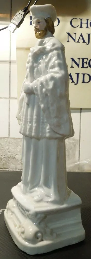 SOCHA SVATÁ 20 CM