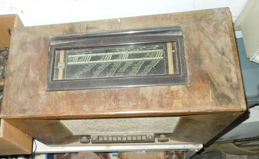 Radio Philips 753 A