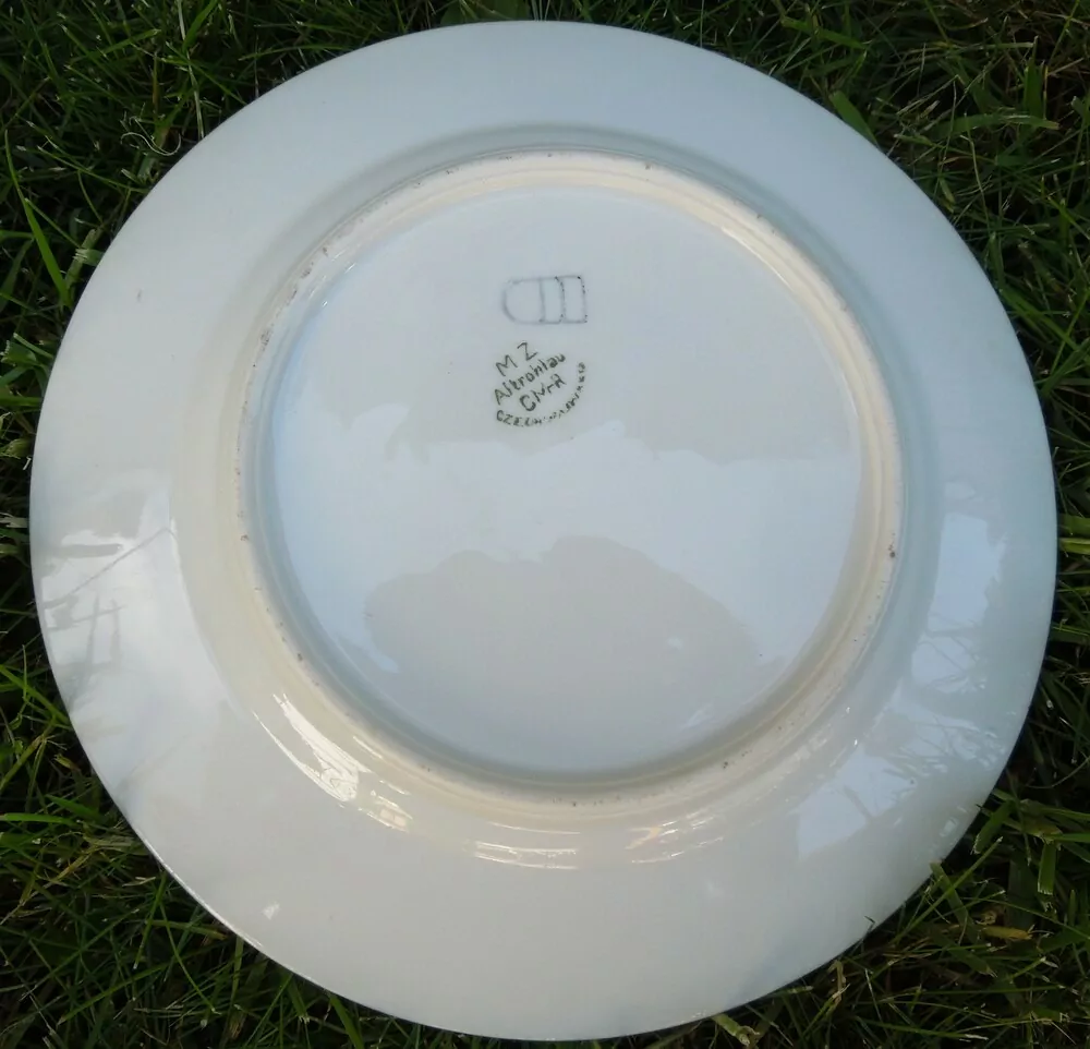 TALÍŘEK PORCELÁNOVÝ "ALTROHLAU"