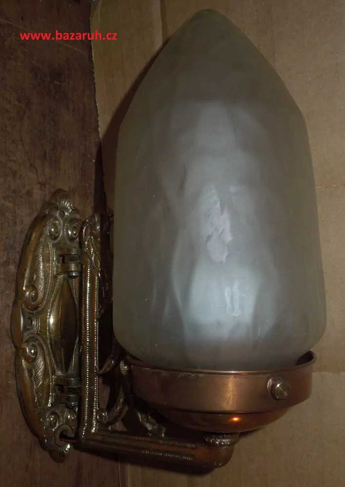 LAMPIČKA NA STĚNU  1KS NÁSTĚNNÁ LAMPA