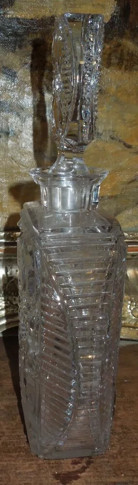 BROUŠENÁ KARAFA 