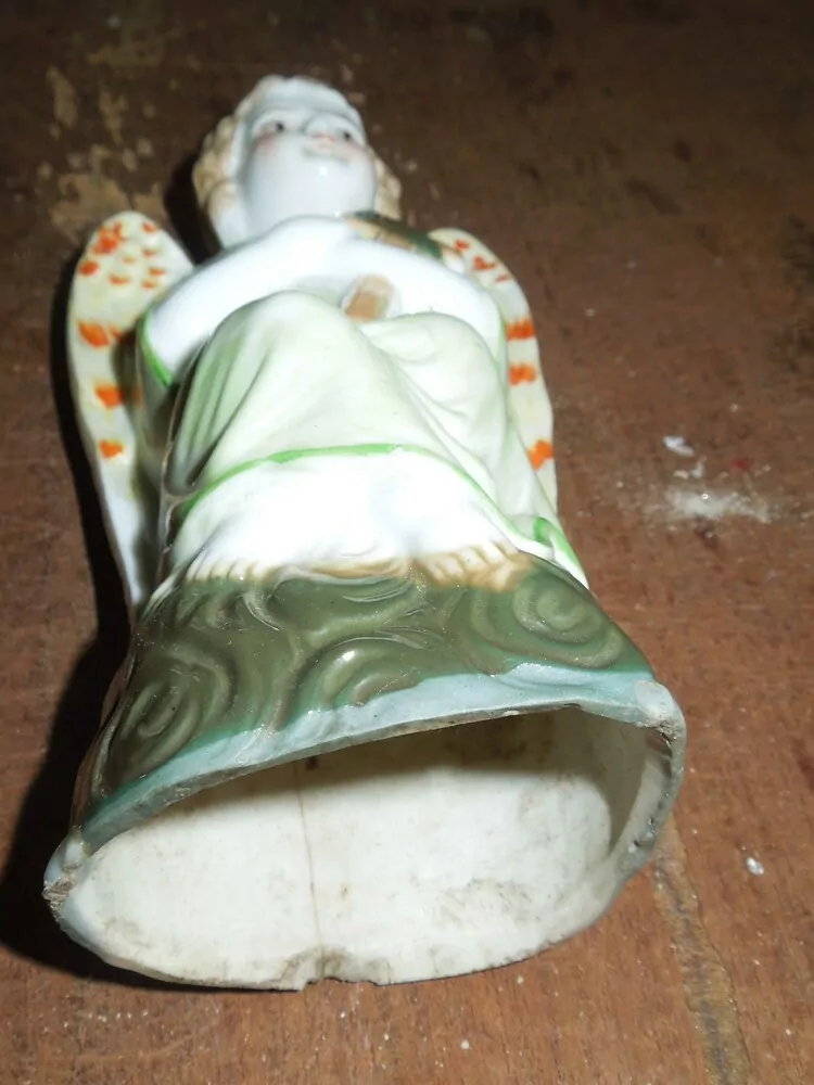 SOCHA SVATÁ PORCELÁN ANDĚL