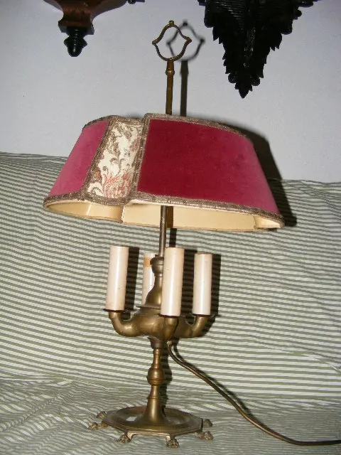 LAMPIČKA STOLNÍ 