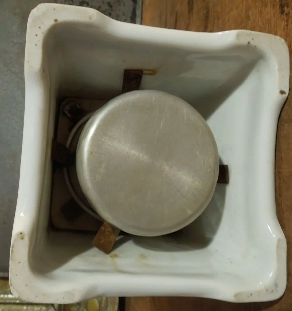 STAROŽITNÝ MLÝNEK KAFEMLÝNEK PORCELÁNOVÝ LEINBROCK PORCELÁNOVÝ