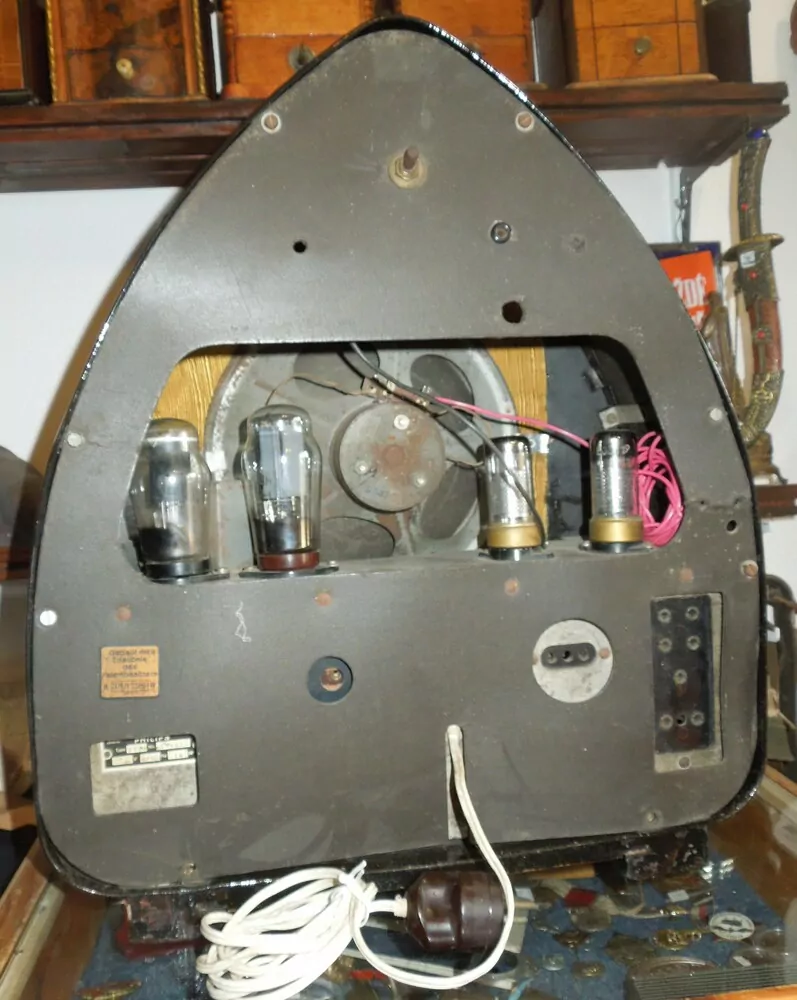 RÁDIO Philips KAPLIČKA