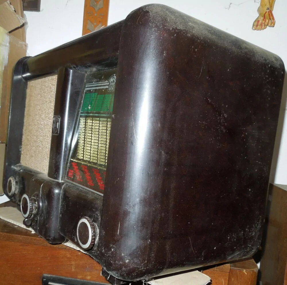 RÁDIO TUNGSRAM 151
