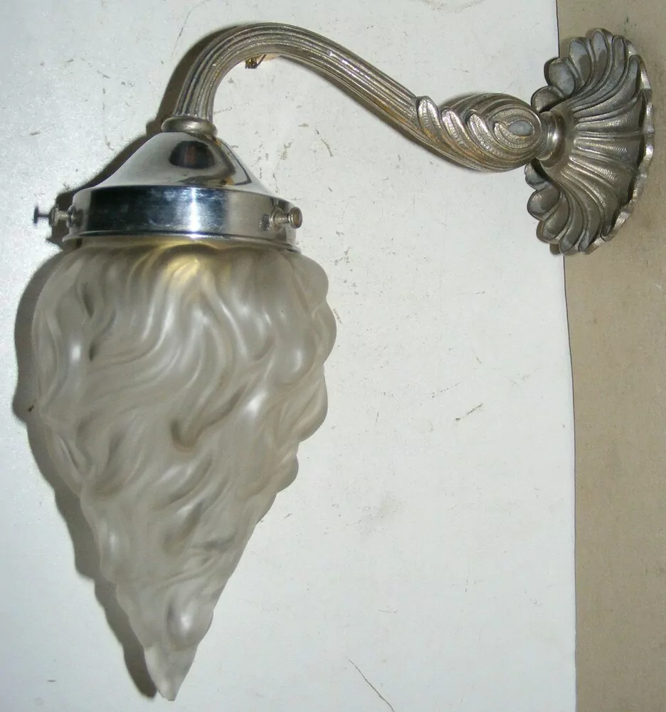 LAMPIČKA NA STĚNU 1 KS NÁSTĚNNÁ LAMPA ELEKTRICKÁ