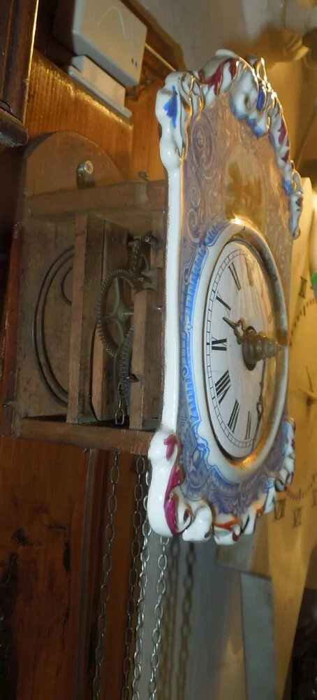 HODINY NÁSTĚNNÉ PORCELÁNOVÉ SELSKÉ