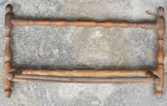 STAROŽITNÝ  VĚŠÁK