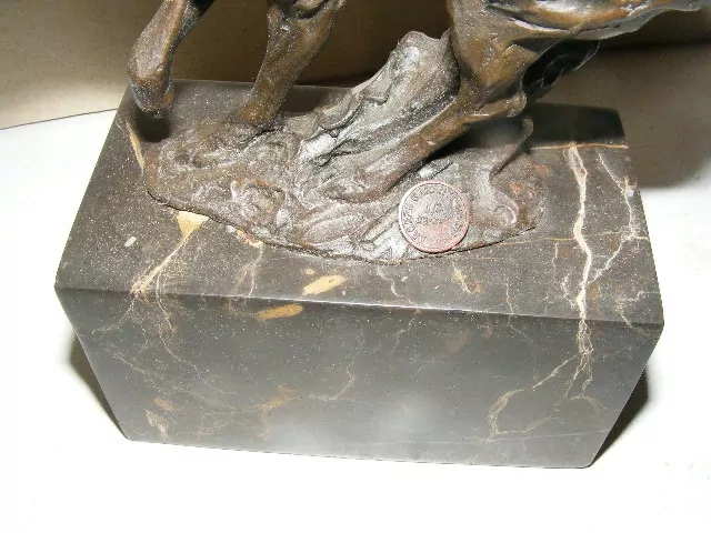 BRONZOVÁ SOCHA PUMA, BRONZ