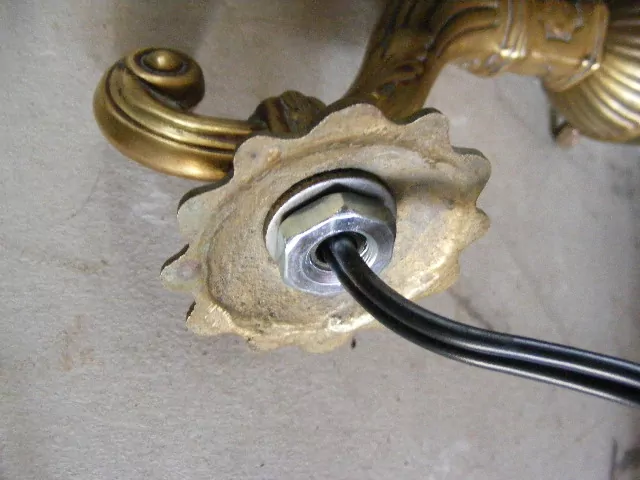 STAROŽITNÁ LAMPIČKA NA STĚNU 1 KS NÁSTĚNNÁ LAMPA