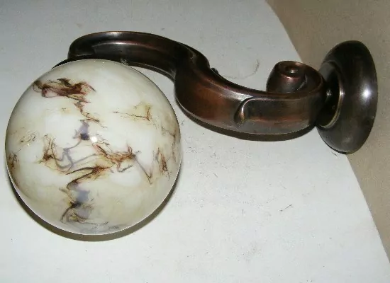 LAMPIČKA NA STĚNU 1 KS NÁSTĚNNÁ LAMPA ELEKTRICKÁ 