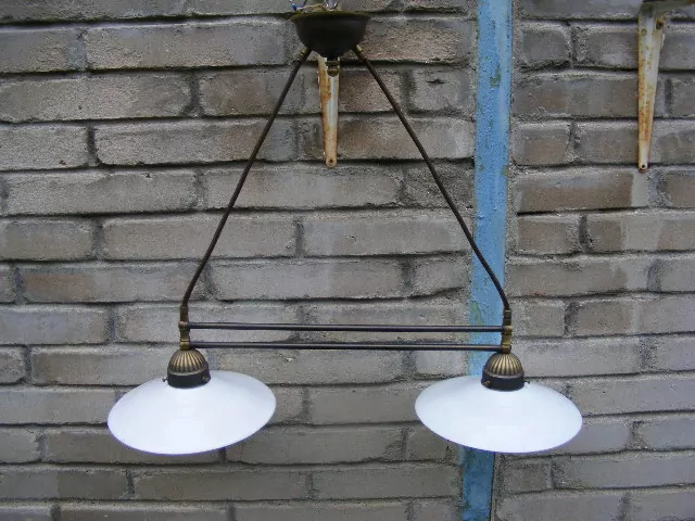 Lustr s 2 stínítky
