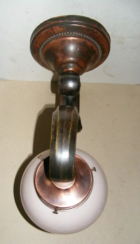 LAMPIČKA NA STĚNU 1 KS NÁSTĚNNÁ LAMPA ELEKTRICKÁ 