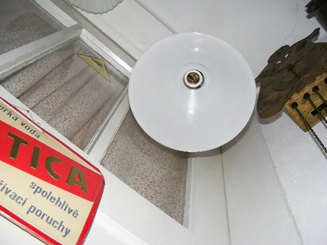 LUSTR KRÁTKÝ 51 CM