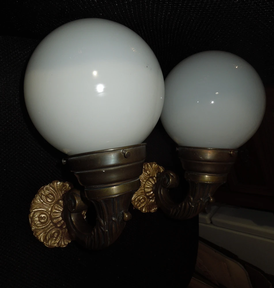 STAROŽITNÁ LAMPIČKA NA STĚNU 2 KS NÁSTĚNNÁ LAMPA
