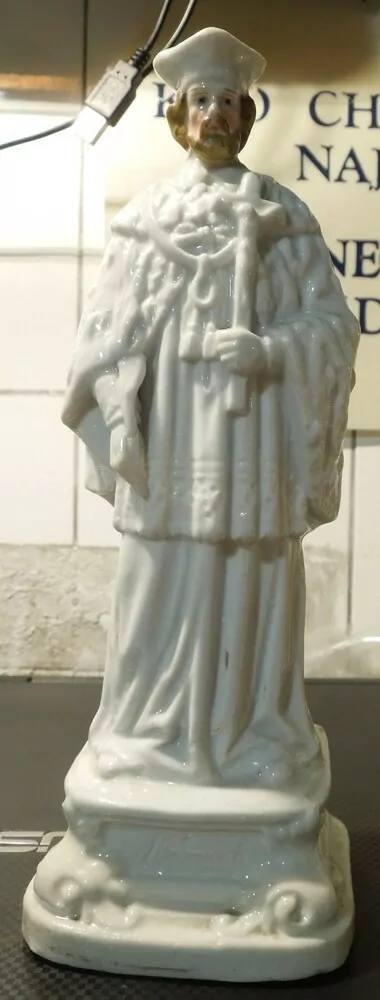 SOCHA SVATÁ 20 CM