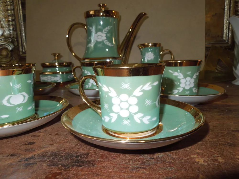 KÁVOVÁ  SOUPRAVA ZELENÁ SE VZOREM ČESKÝ PORCELÁN