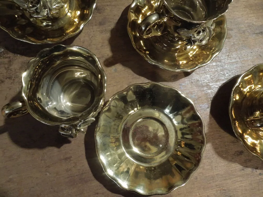 ČAJOVÁ PORCELÁNOVÁ SOUPRAVA ZLATÁ