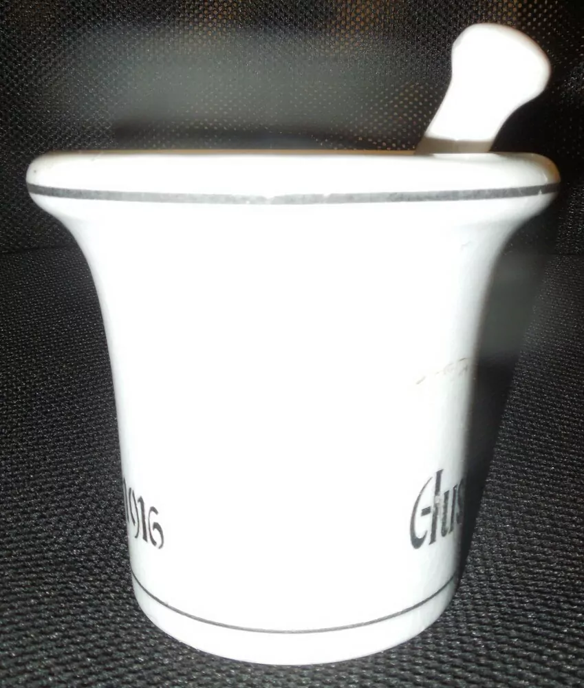 HMOŽDÍŘ PORCELÁNOVÝ RU