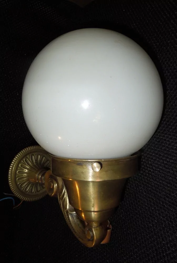 LAMPIČKA NA STĚNU 1 KS NÁSTĚNNÁ LAMPA ELEKTRICKÁ