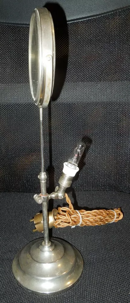 LAMPA STOLNÍ TOALETNÍ CHROM ZRCÁTKO