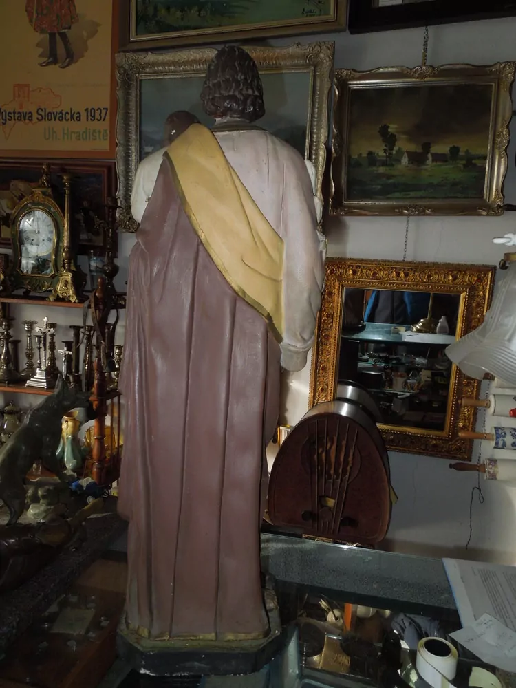 SOCHA SVATÁ 68CM
