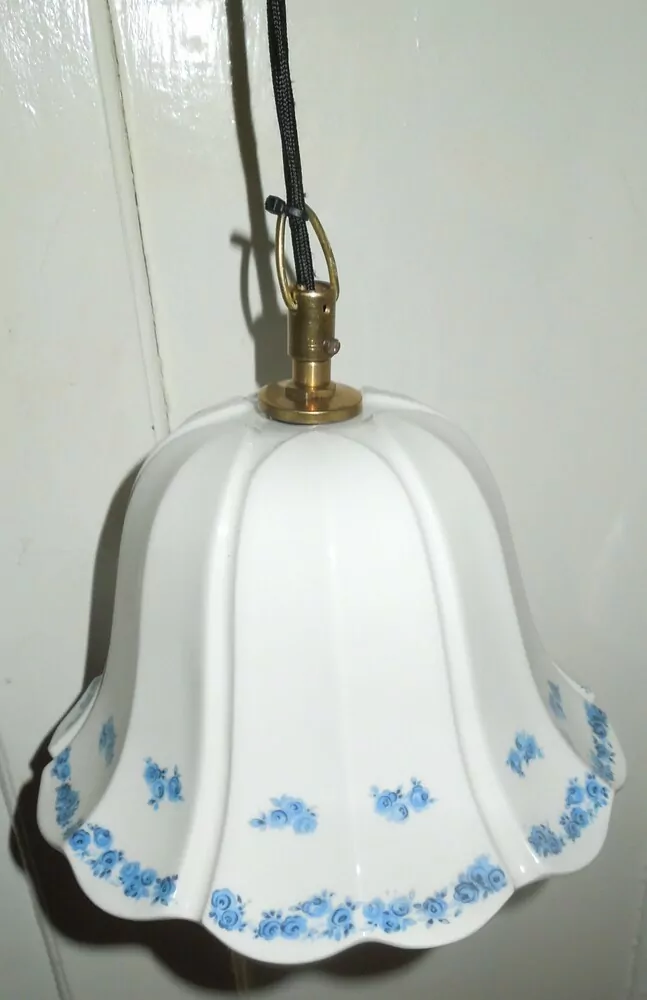 STARÝ LUSTR STÍNÍTKO PORCELÁN 1 ks modré kvítka