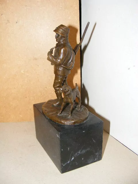 SOCHA BRONZ STRÁŽNÝ SE PSEM