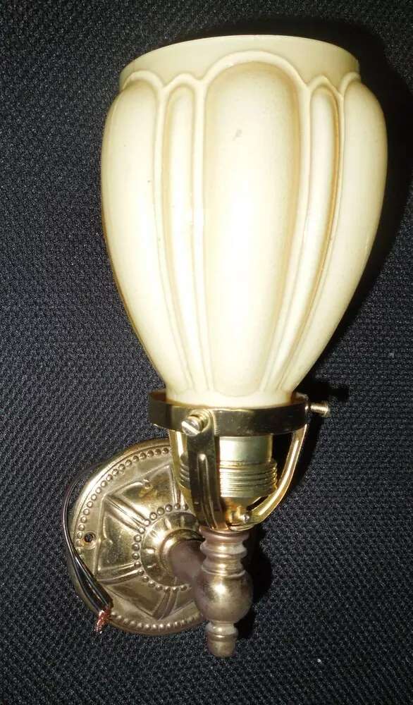 LAMPIČKA NA STĚNU 1 KS NÁSTĚNNÁ LAMPA ELEKTRICKÁ