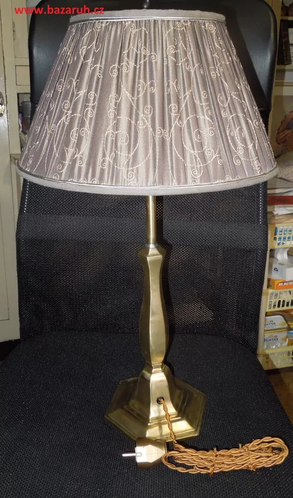 STAROŽITNÁ LAMPA STOLNÍ