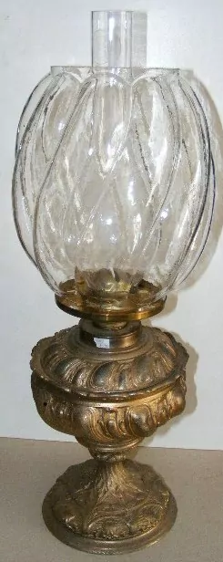 STAROŽITNÁ PETROLEJOVÁ LAMPA , PETROLEJKA