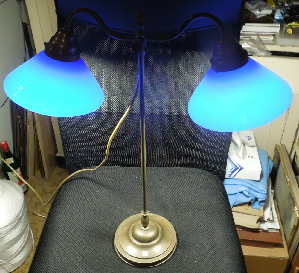 STAROŽITNÁ STOLNÍ LAMPA ELEKTRICKÁ 
