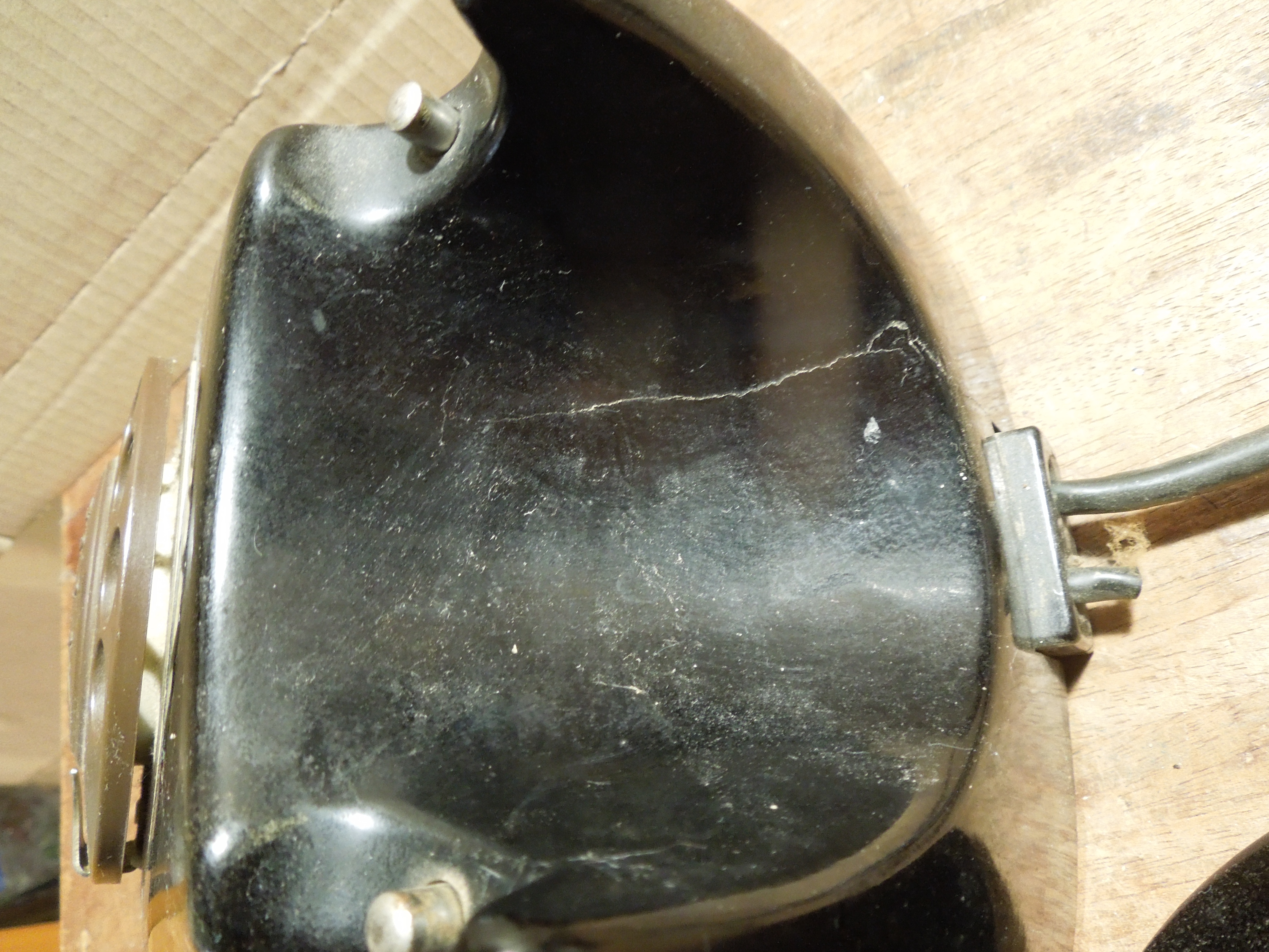 RETRO TELEFON NA DEKORACI