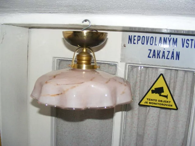 STROPNICE STARÝ 1 KS LUSTR STÍNÍTKO ŠIRM