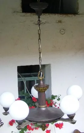 STAROŽITNÝ LUSTR 5 STÍNÍTEK