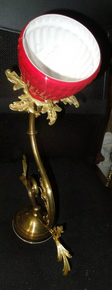 STAROŽITNÁ LAMPA LAMPIČKA 1 KS
