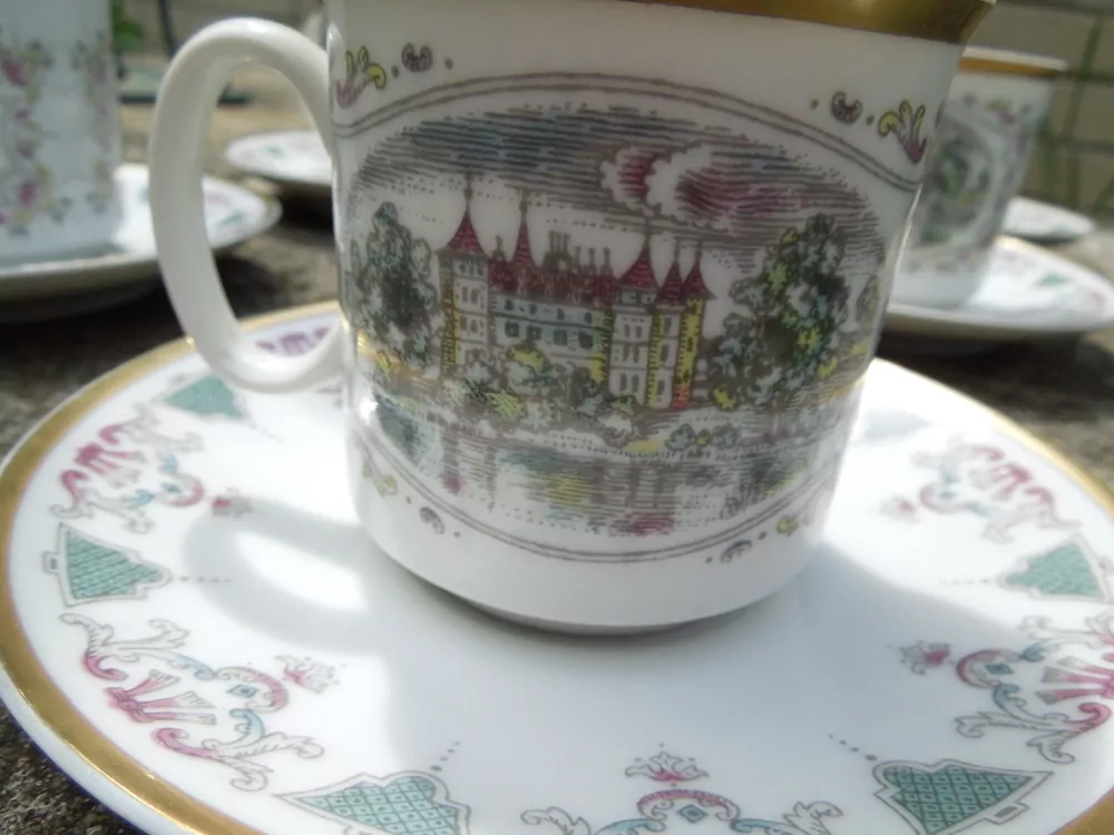 KÁVOVÁ SOUPRAVA PORCELÁNOVÁ