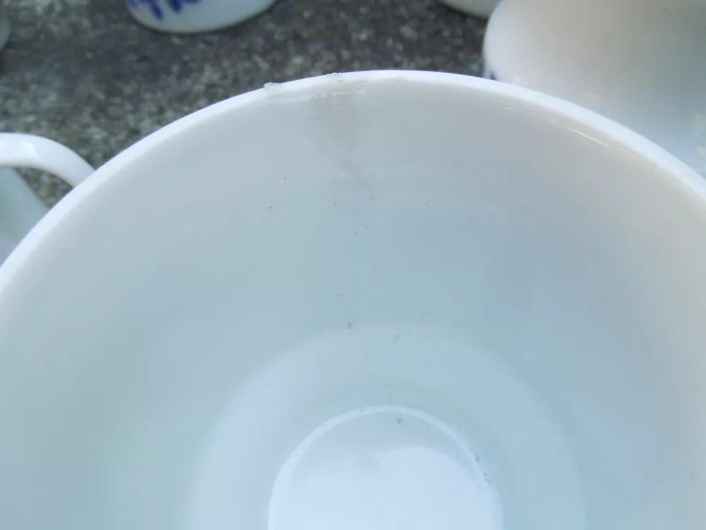 PORCELÁNOVÁ ČAJOVÁ SOUPRAVA