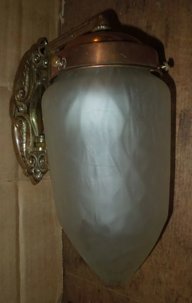 LAMPIČKA NA STĚNU  1KS NÁSTĚNNÁ LAMPA